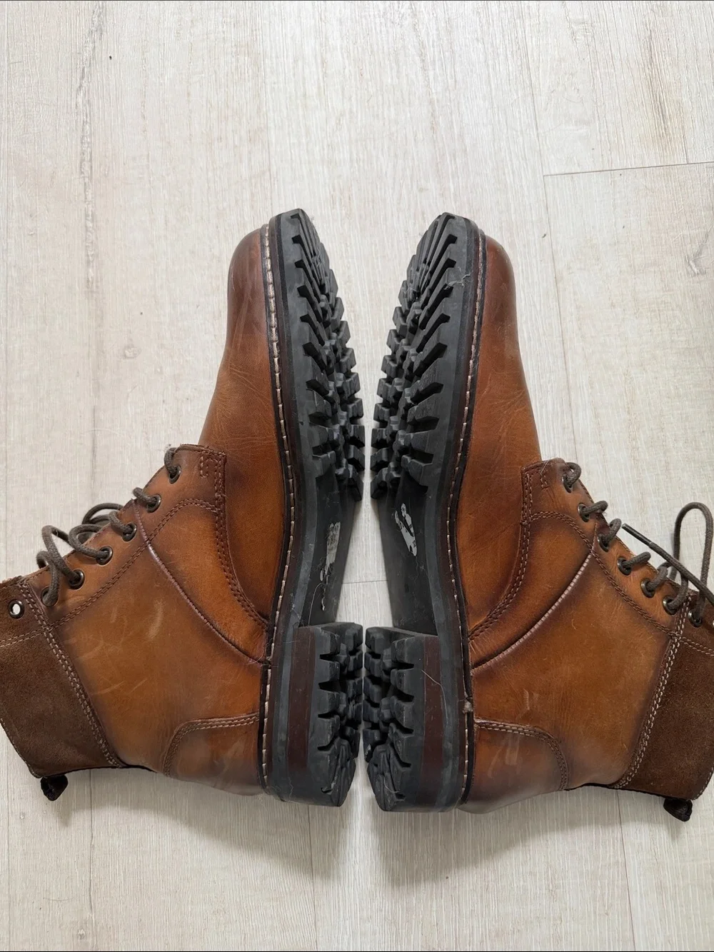 Steve Madden premium leather